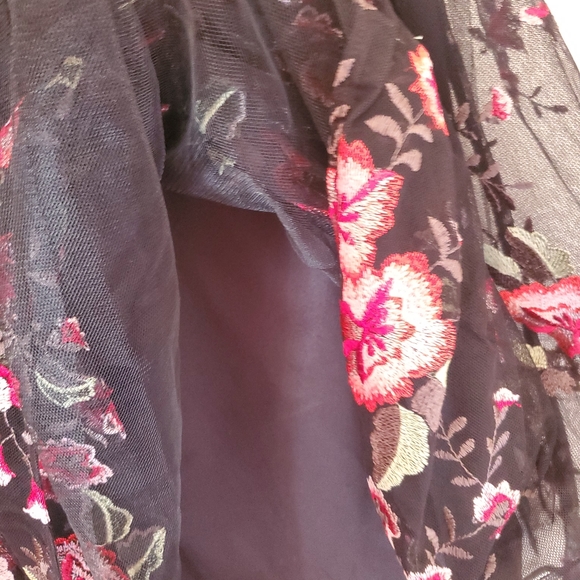 NWT City Chic dolce love black embroidered dress - Picture 3 of 6